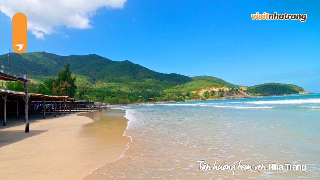 Bãi Dài Nha Trang được mệnh danh là 1 trong 4 bãi tắm đẹp nhất vịnh Cam Ranh Khánh Hòa