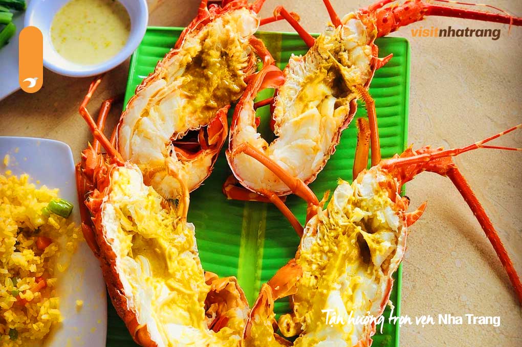 Đi tour Bình Ba Nha Trang, bạn có thể thưởng thức nhiều món ăn hấp dẫn từ hải sản tươi sống