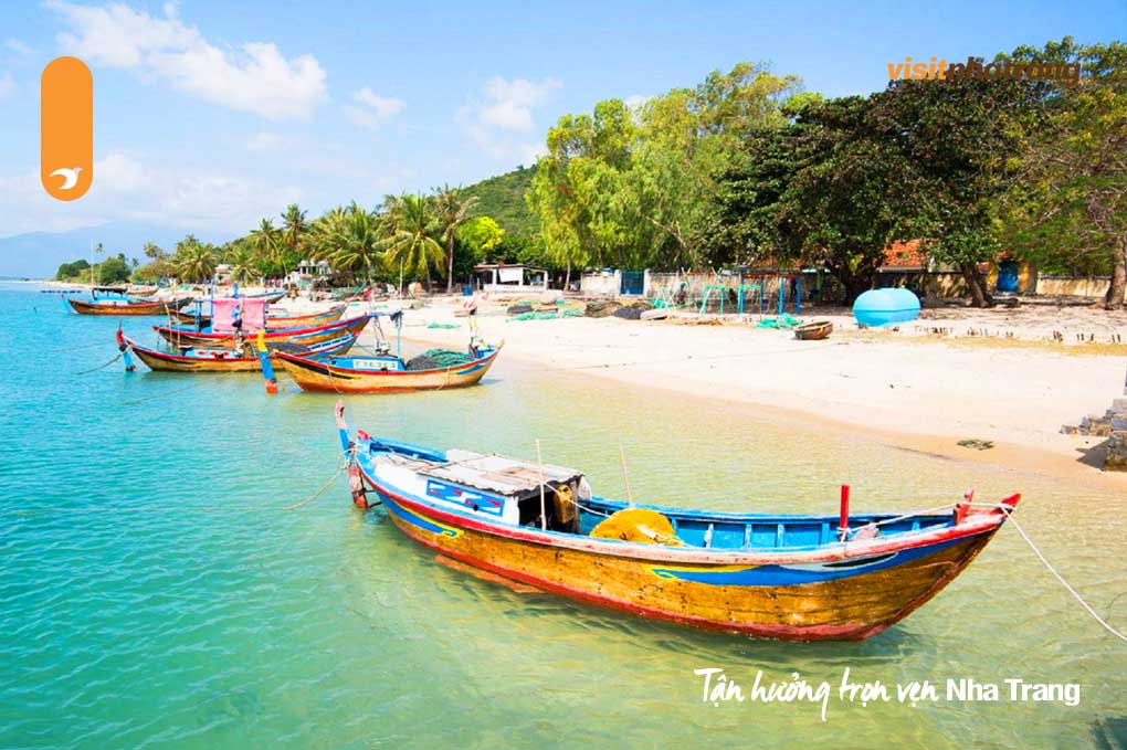 Đảo Dừa thuộc phường Vĩnh Nguyên, nằm tại phía Đông của Đảo Hòn Tre Nha Trang
