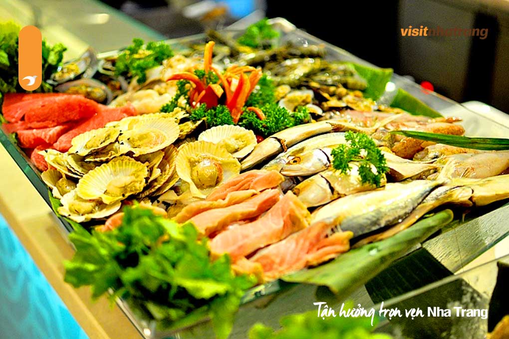 Thưởng thức hải sản tươi ngon tại Đầm Môn Nha Trang