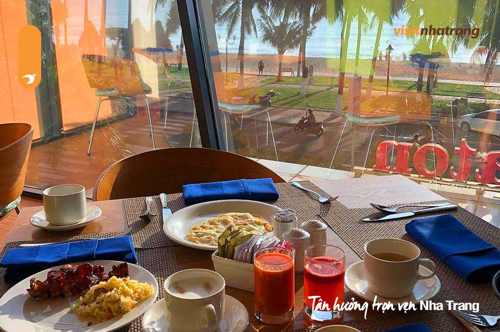 Toastina Cafe tọa lạc trên đường Phạm Văn Đồng, gần biển, mang đến cho bạn tầm nhìn thoáng đãng