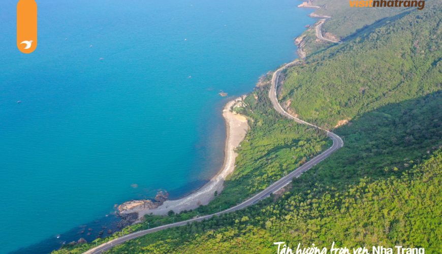 Đèo Lương Sơn Nha Trang - Cung đường ven biển đẹp ngỡ ngàng, say đắm lòng người