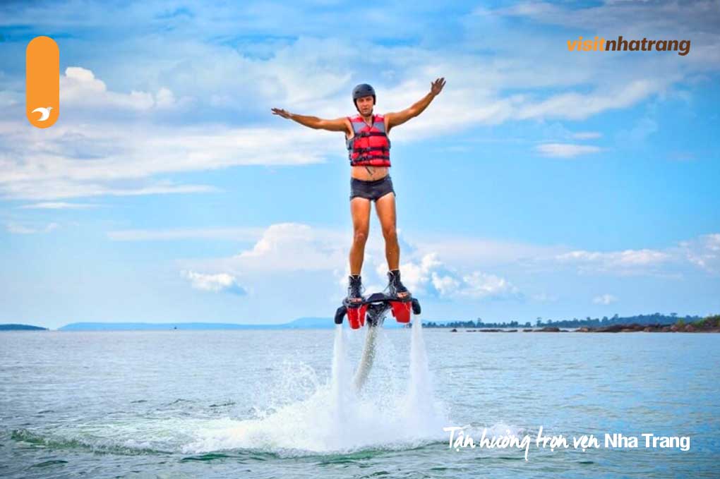 Hòn Chồng thích hợp cho những người mới bắt đầu chơi Flyboard