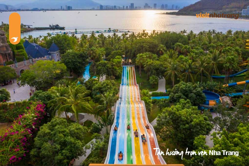 Adventure Land tại VinWonders Nha Trang là một thiên đường dành cho những ai yêu thích cảm giác mạnh