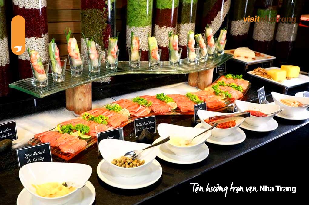 Giá cả của buffet tại InterContinental Nha Trang khá cao so với mặt bằng chung