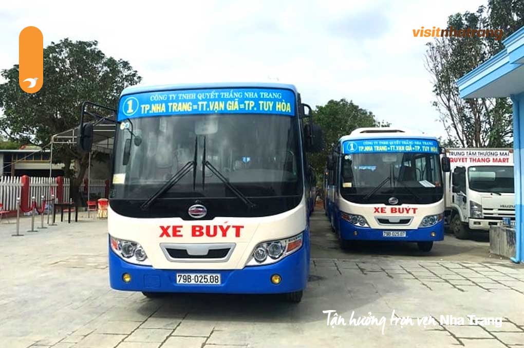 Xe buýt Nha Trang đi Đảo Khỉ - Suối Hoa Lan