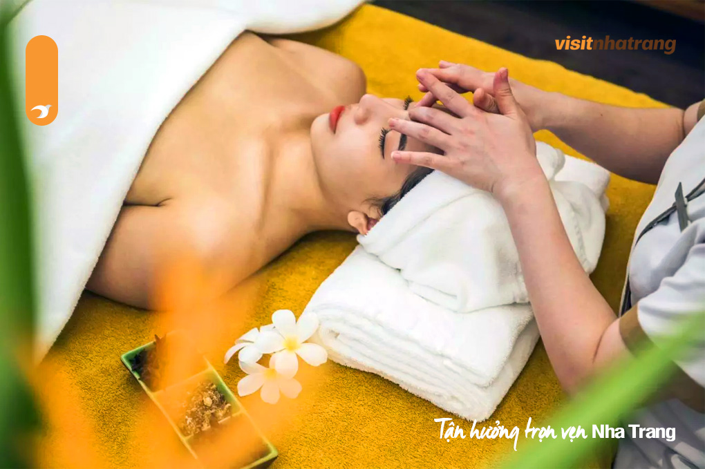 Tận hưởng liệu trình massage đặc trưng có nguồn gốc từ xứ sở hạnh phúc Bali